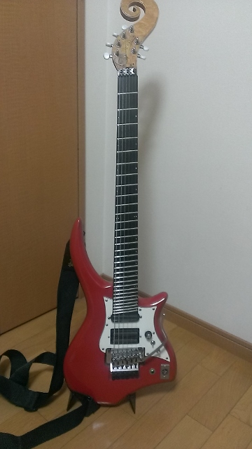 Guitar Violence製31フレットギター 通称イソロク Massmatics